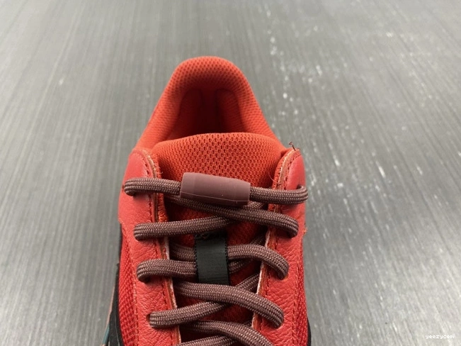 HQ6979 700 Adidas Hi-Res Yeezy Boost Red 0915